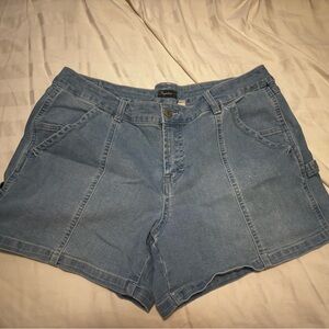 Signature Women's Light Blue Jean Shorts